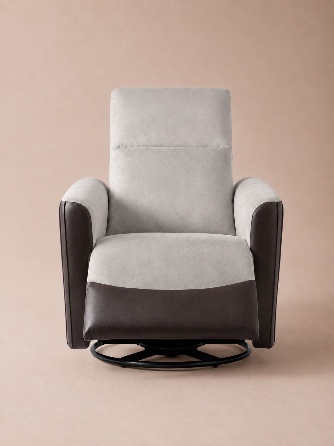 Satoru recliner by Blackpoll