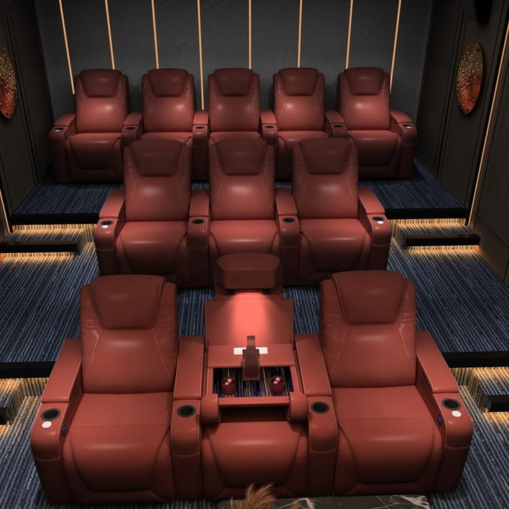 Cinemax Suite recliner by Blackpoll